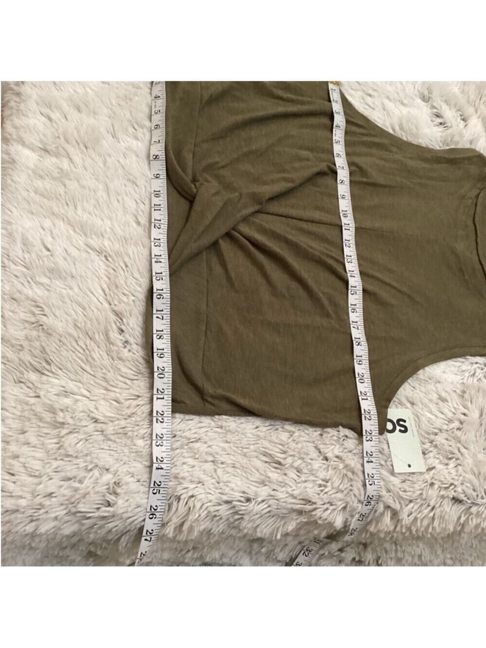 SO cropped twist front muscle style tank top Woman’s size 2X olive - Picture 3 of 11